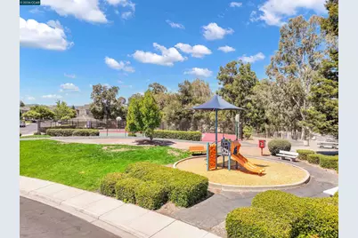 326 Liveoak Court, Martinez, CA 94553 - Photo 51