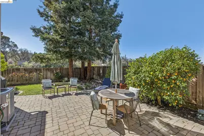 548 Gabriel Ct, Walnut Creek, CA 94597 - Photo 41