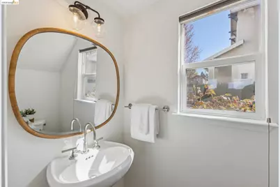 548 Gabriel Ct, Walnut Creek, CA 94597 - Photo 21