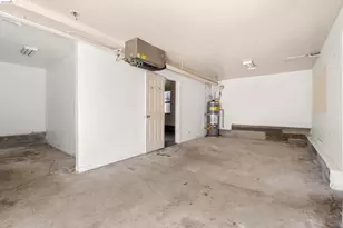 464 42nd St, Oakland, CA 94609 - Photo 27