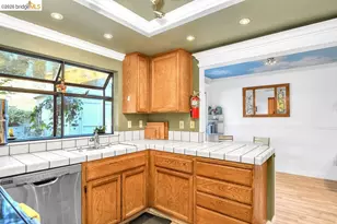 2860 Honeysuckle Cir, Antioch, CA 94531 - Photo 15