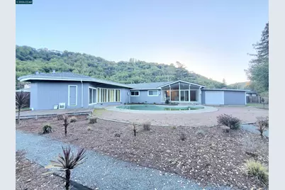 2420 Tomar Ct, Pinole, CA 94564 - Photo 1