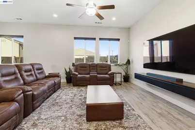 2394 Bharvani Ave, Manteca, CA 95337 - Photo 11