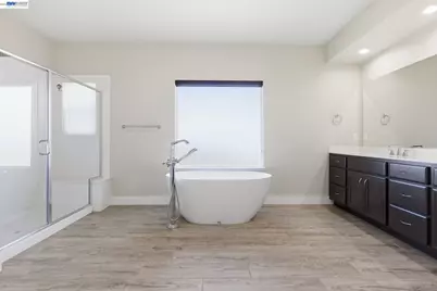 2394 Bharvani Ave, Manteca, CA 95337 - Photo 29