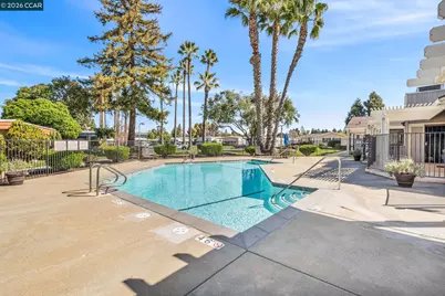 2122 Dalis Dr #236, Concord, CA 94520 - Photo 17
