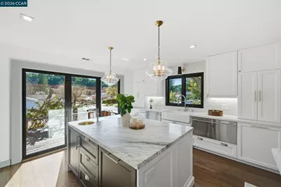 101 Oxford Dr, Moraga, CA 94556 - Photo 17