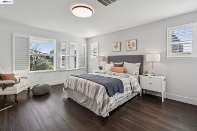 646 Eucalyptus Way, Alameda, CA 94501 - Photo 7