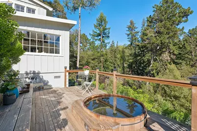 5900 Marden Ln, Oakland, CA 94611 - Photo 49