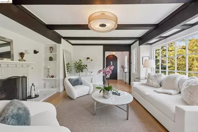 5900 Marden Ln, Oakland, CA 94611 - Photo 13