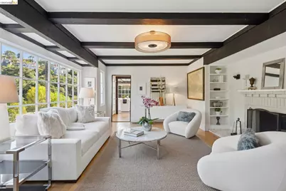 5900 Marden Ln, Oakland, CA 94611 - Photo 9