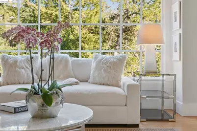 5900 Marden Ln, Oakland, CA 94611 - Photo 11