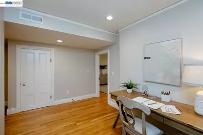 1003 Morton St, Alameda, CA 94501 - Photo 51