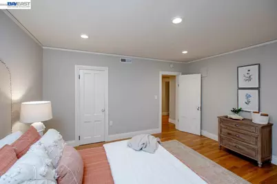 1003 Morton St, Alameda, CA 94501 - Photo 49