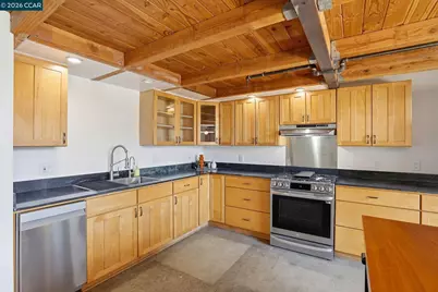 1920 Union St #8, Oakland, CA 94607 - Photo 11