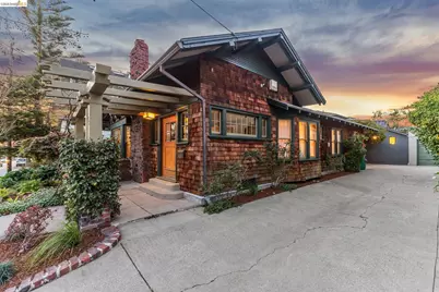 360 Alcatraz Ave, Oakland, CA 94618 - Photo 59