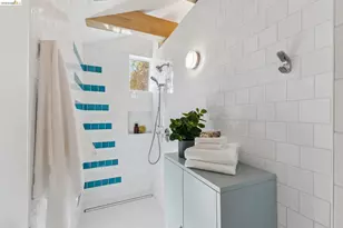 360 Alcatraz Ave, Oakland, CA 94618 - Photo 53