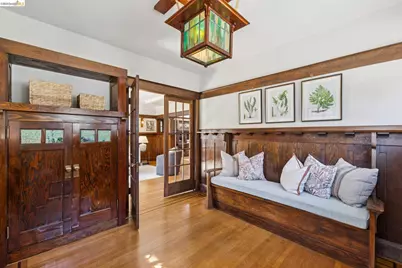 360 Alcatraz Ave, Oakland, CA 94618 - Photo 7