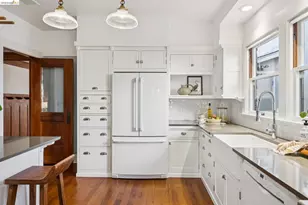 360 Alcatraz Ave, Oakland, CA 94618 - Photo 37