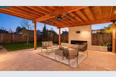 1745 Eucalyptus Ct, Concord, CA 94521 - Photo 45