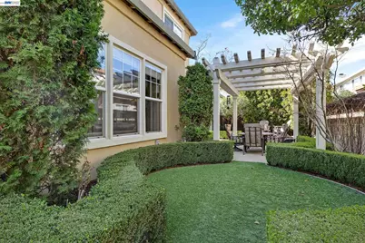 5130 Bianco Ct, Pleasanton, CA 94588 - Photo 23