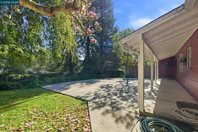 22 Irving Ln, Orinda, CA 94563 - Photo 23