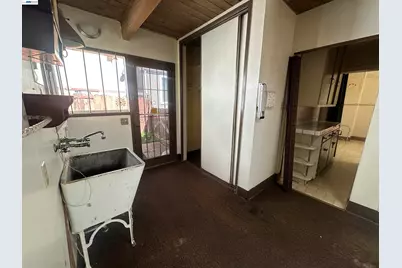 2533 Harrington Ave, Oakland, CA 94601 - Photo 35