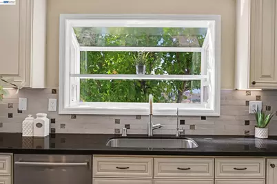 43583 Southerland Way, Fremont, CA 94539 - Photo 23