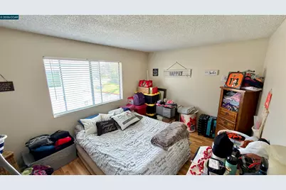 1360 Del Rio Ct #4, Concord, CA 94518 - Photo 15