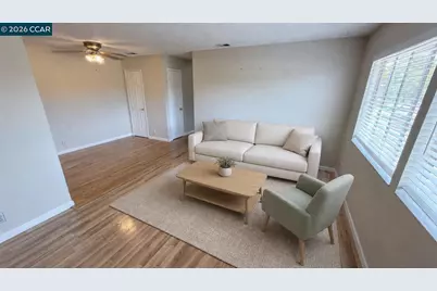 1360 Del Rio Ct #4, Concord, CA 94518 - Photo 11