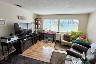 1360 Del Rio Ct, Concord, CA 94518 - Photo 7