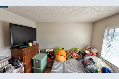 1360 Del Rio Ct #4, Concord, CA 94518 - Photo 17