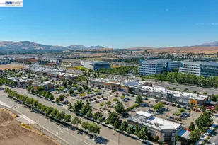 5767 Iron Horse Pkwy, Dublin, CA 94568 - Photo 55