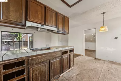 804 Crocus Drive, San Leandro, CA 94578 - Photo 17