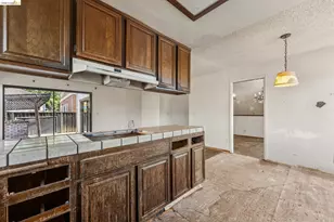 804 Crocus Dr, San Leandro, CA 94578 - Photo 17