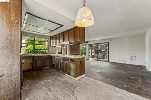 804 Crocus Dr, San Leandro, CA 94578 - Photo 13