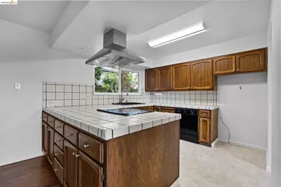 1509 Lassen Court, Vallejo, CA 94591 - Photo 21