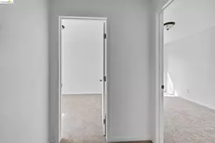 1509 Lassen Ct, Vallejo, CA 94591 - Photo 13