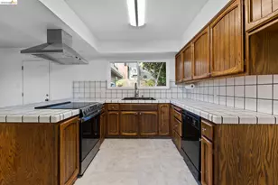 1509 Lassen Ct, Vallejo, CA 94591 - Photo 19