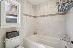 682 Jennie Ct, Lafayette, CA 94549 - Photo 37