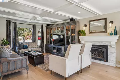 682 Jennie Ct, Lafayette, CA 94549 - Photo 13