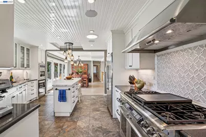 682 Jennie Ct, Lafayette, CA 94549 - Photo 21