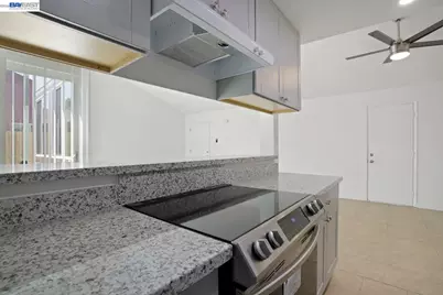 8710 Kelley Dr, Stockton, CA 95209 - Photo 7