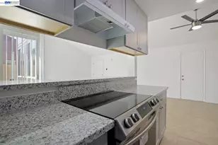 8710 Kelley Dr, Stockton, CA 95209 - Photo 7