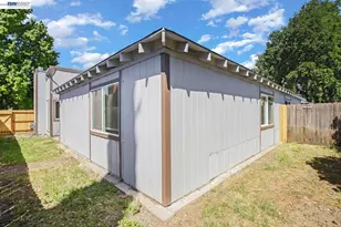 8710 Kelley Dr, Stockton, CA 95209 - Photo 11