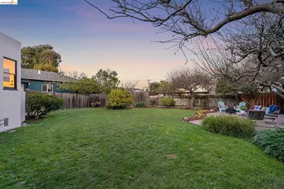 636 38th St, Richmond, CA 94805 - Photo 53