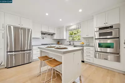 1651 Mendota Court, Walnut Creek, CA 94597 - Photo 7