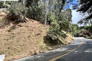 5847 Ascot Dr, Oakland, CA 94611 - Photo 17