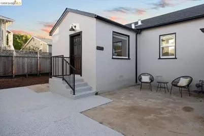 1261 61st St, Emeryville, CA 94608 - Photo 17