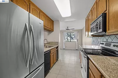 21117 Gary Dr #217, Hayward, CA 94546 - Photo 5