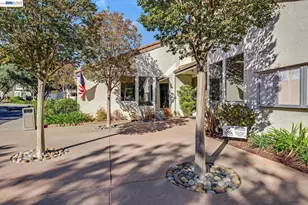 21117 Gary Dr, Hayward, CA 94546 - Photo 29